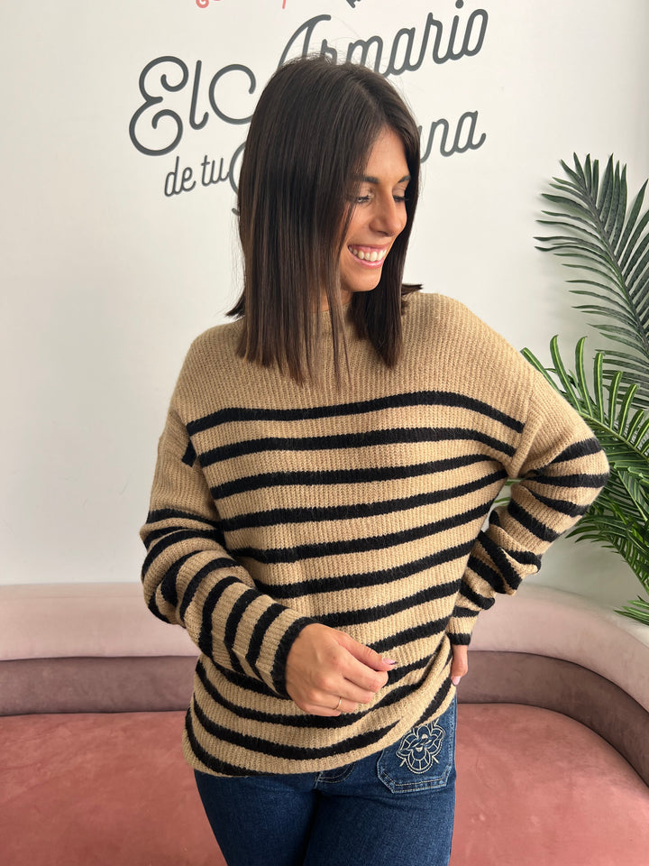 Jersey Carlota camel y negro