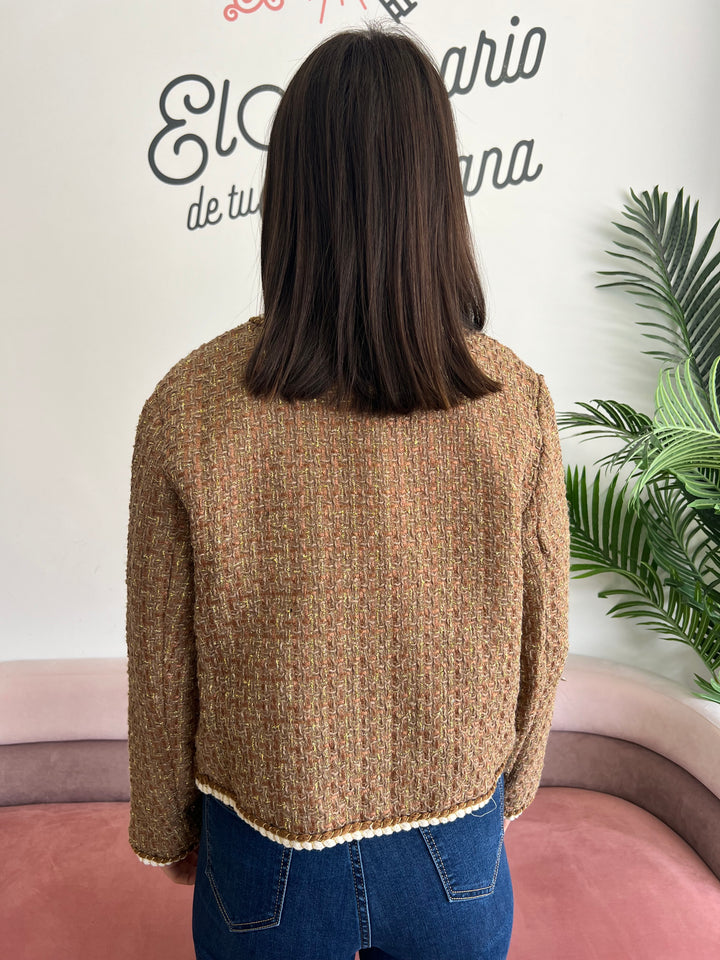 Chaqueta Mireia camel