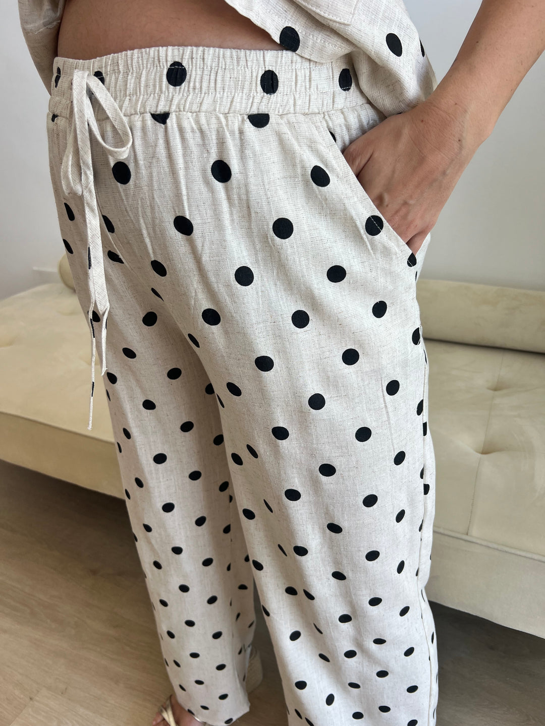 Conjunto Lunares blanco roto