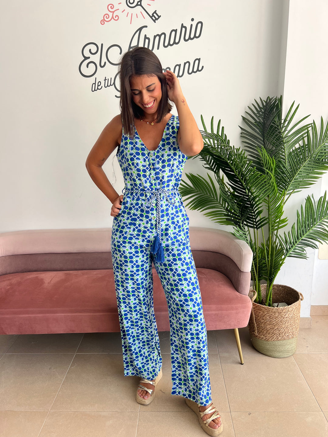 Mono Ángela azul
