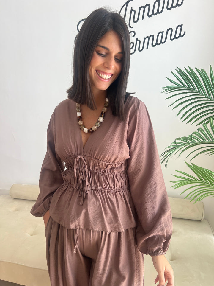 Blusa Malú caqui