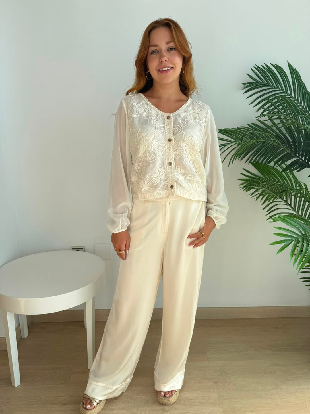 Pantalón Carmina blanco roto