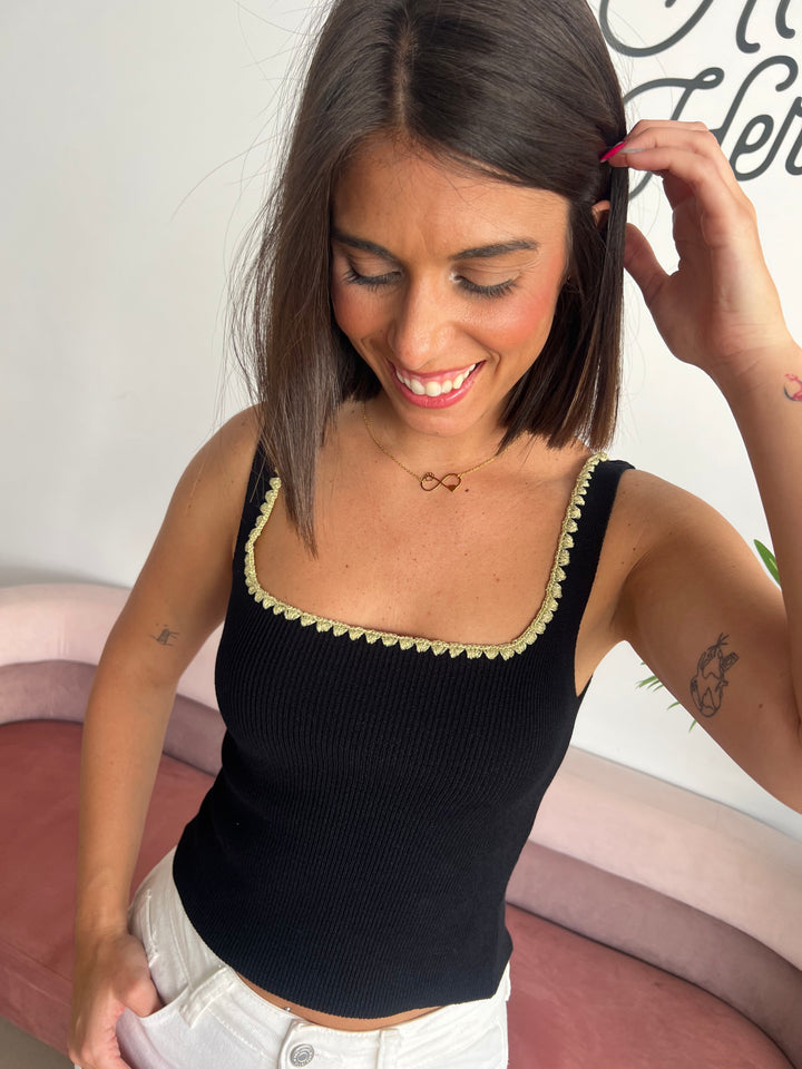 Top Mireia negro