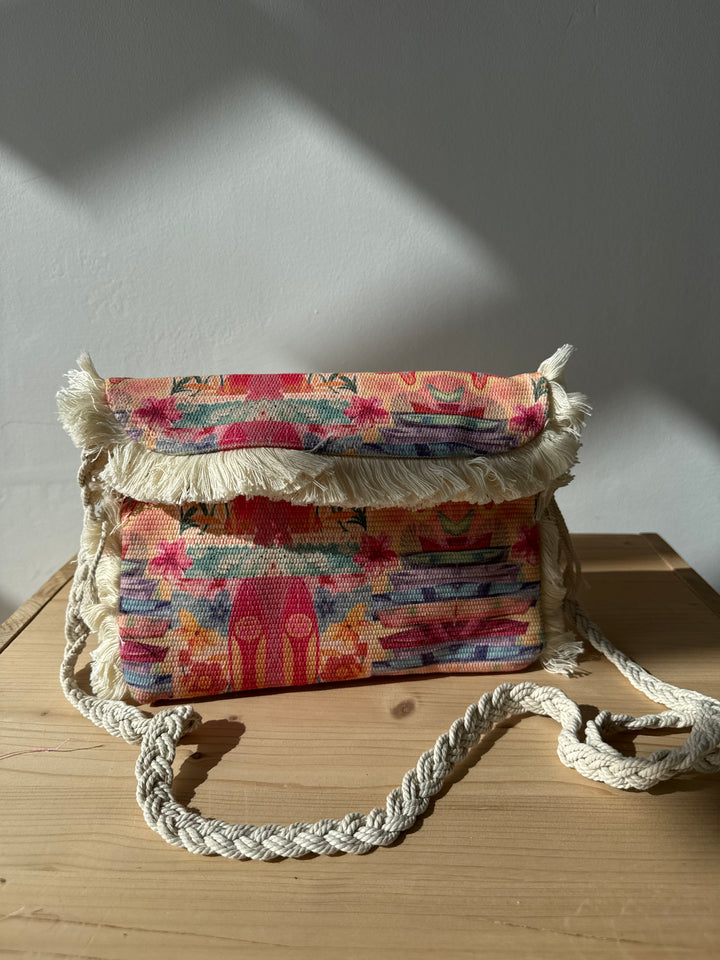 Bolso flecos barcas