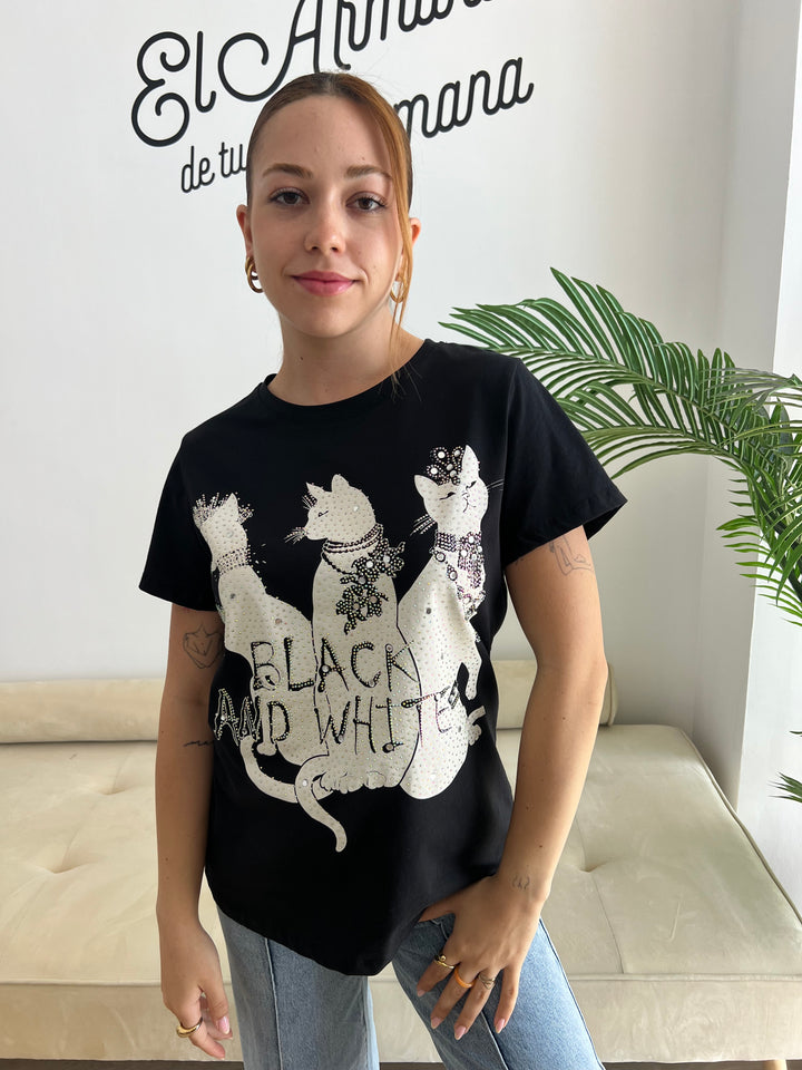 Camiseta Vanessa negro