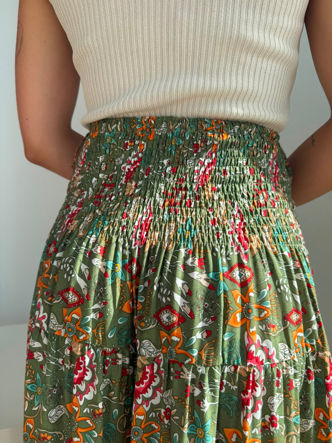 Falda Nerea verde militar