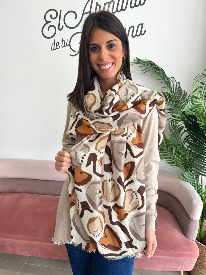 Pañuelo corazones beige