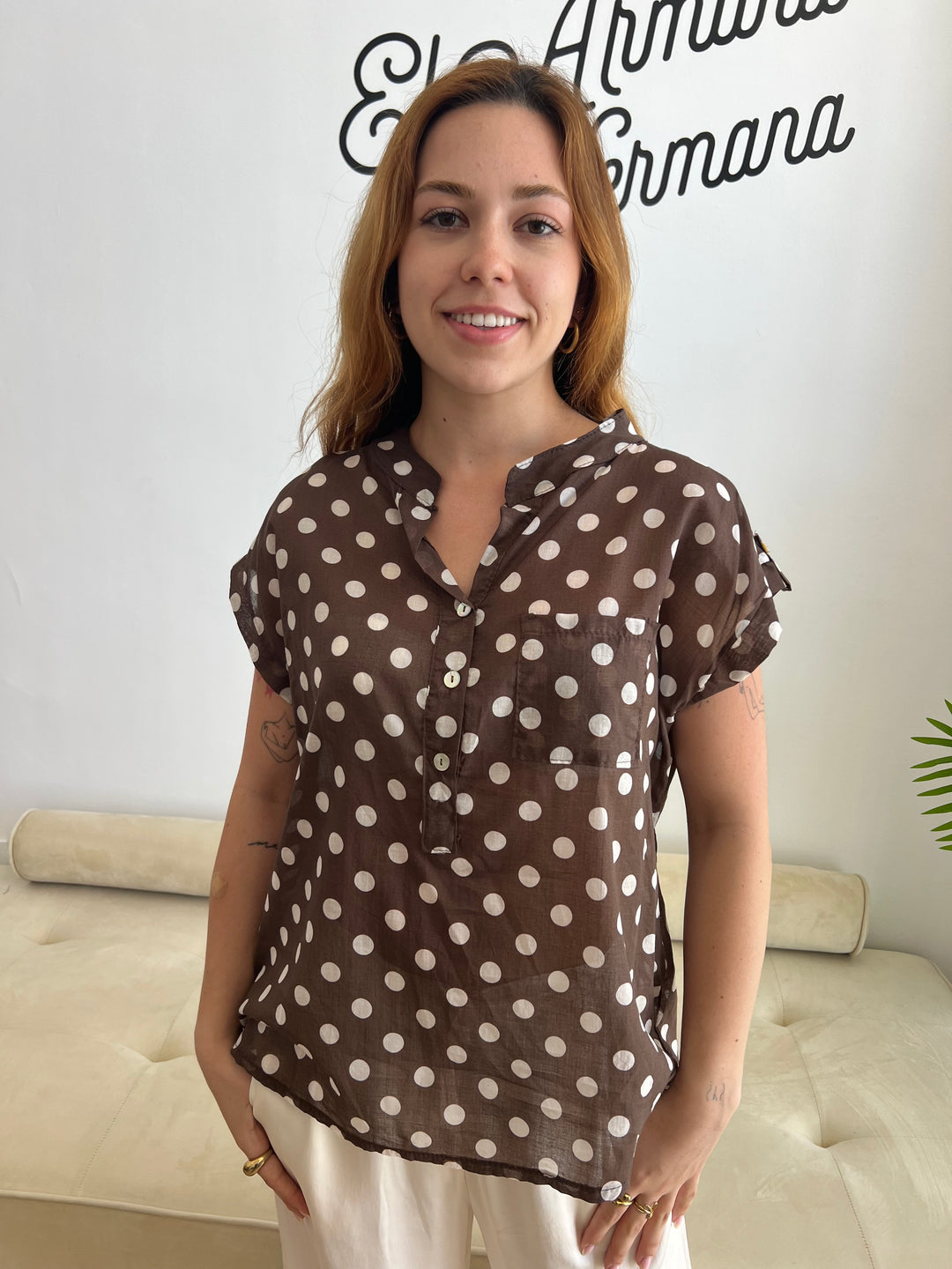 Blusa Lunares bolsillo marrón oscuro