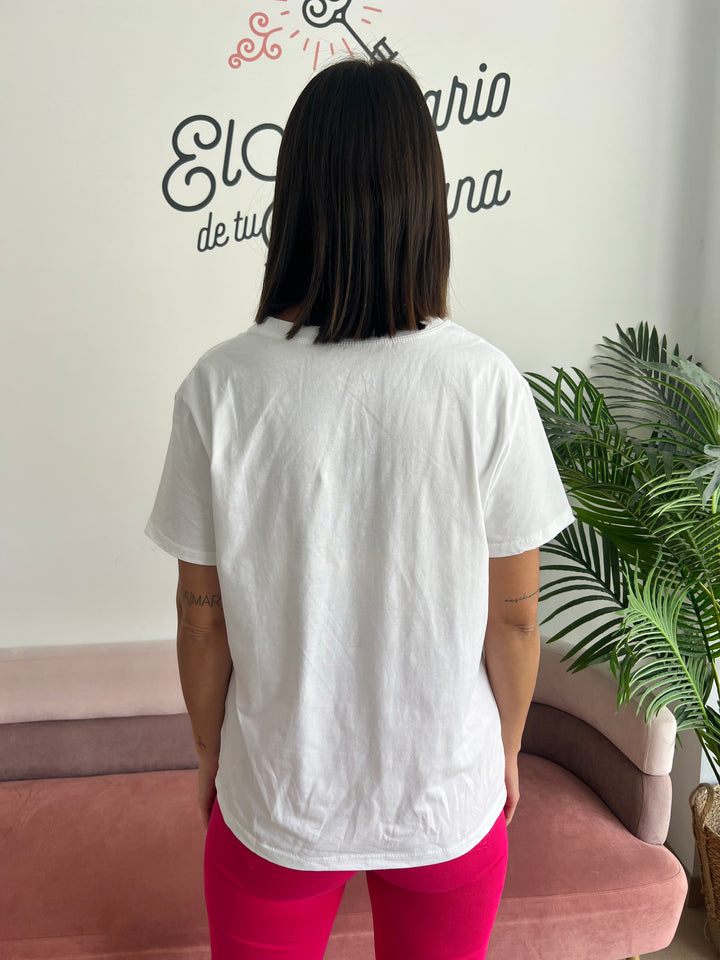 Camiseta Holy