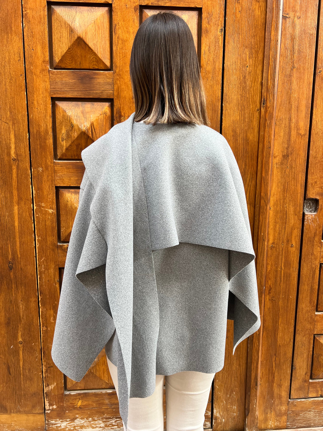 Chaqueta Capa gris
