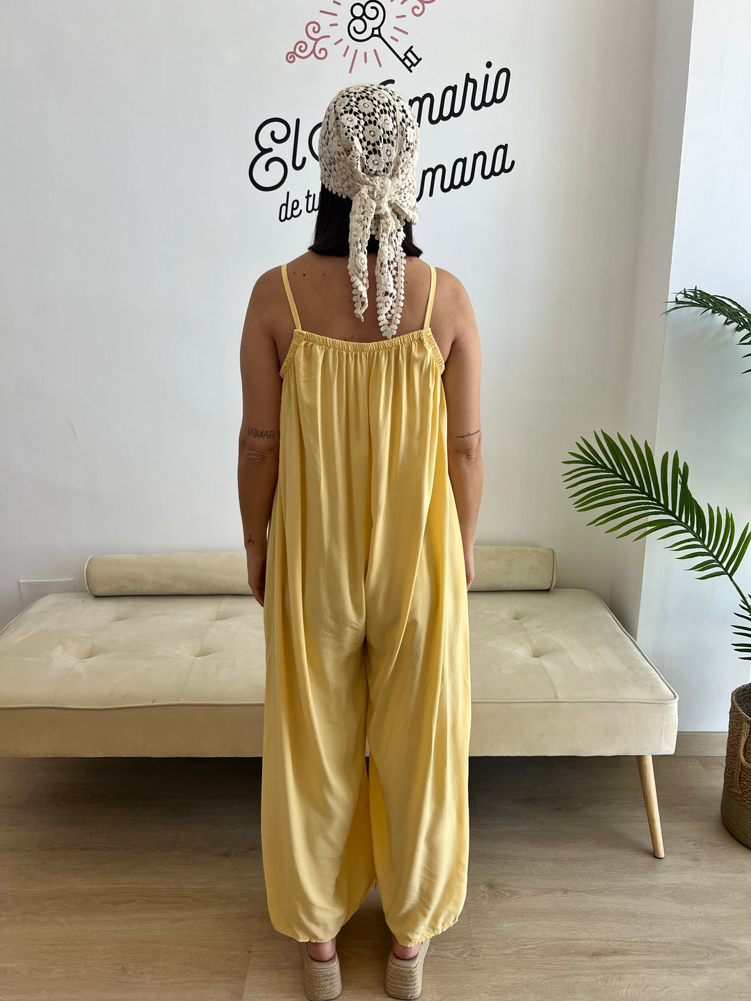 Mono Boston amarillo