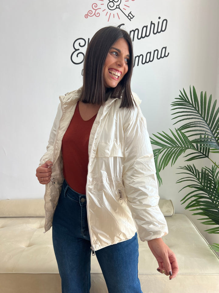 Abrigo Lucía perla
