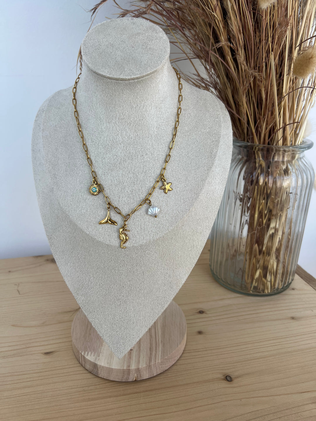 Collar Holy (acero)