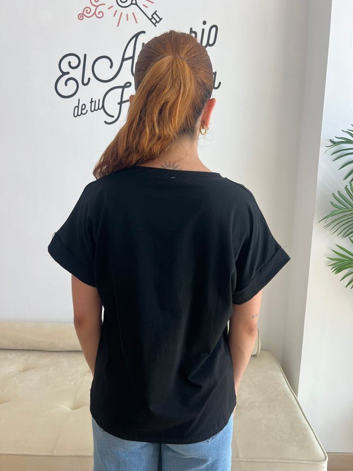 Camiseta Be Strong negro