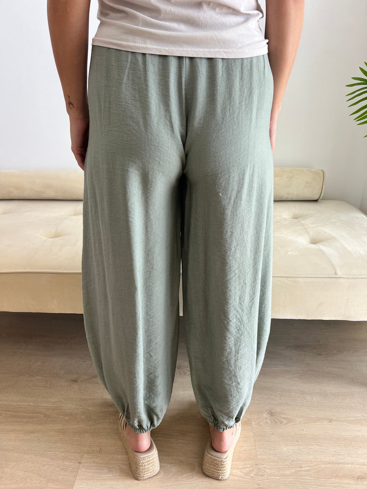 Pantalón Bombacho verde militar