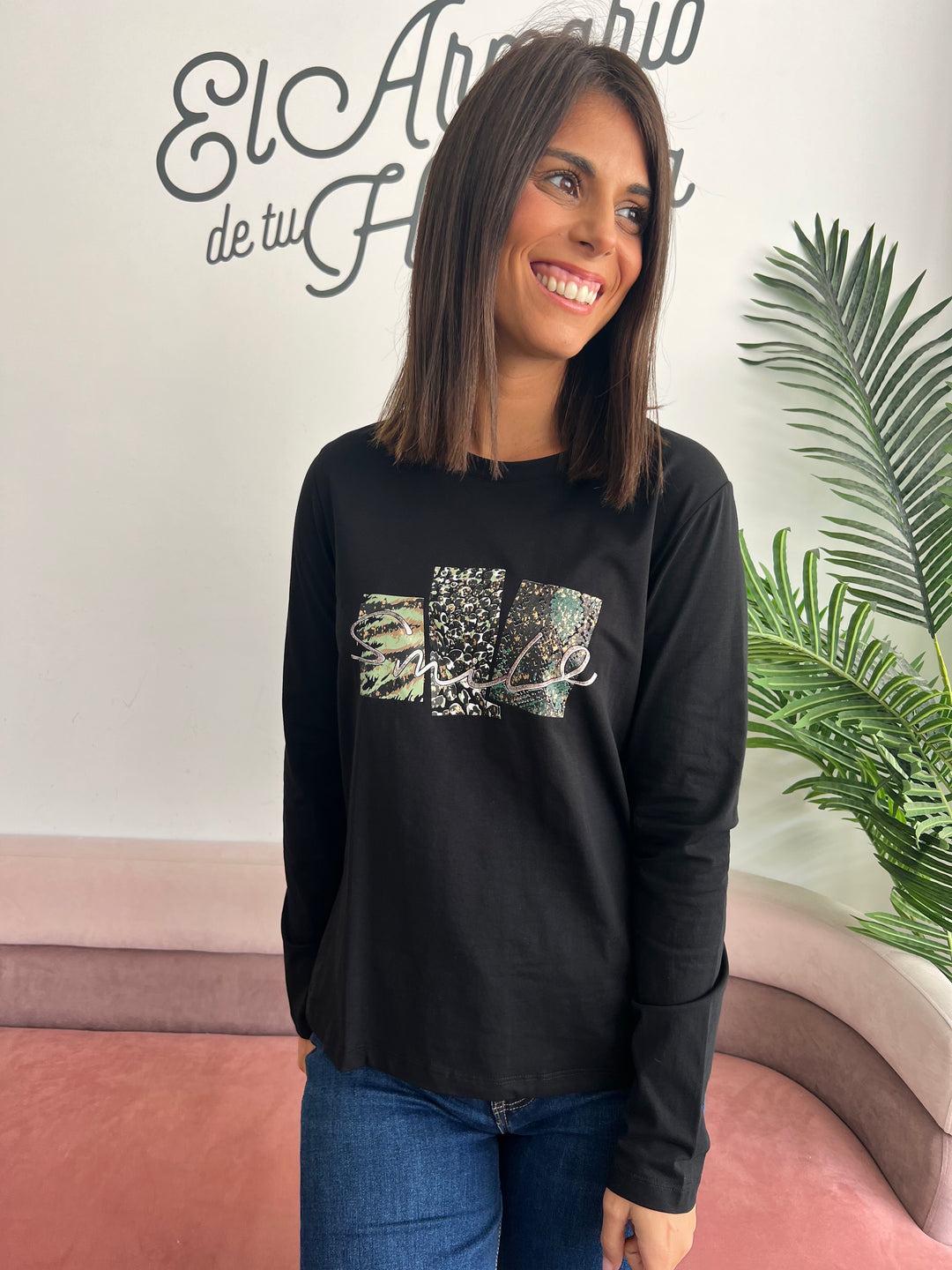 Camiseta Tamara negro