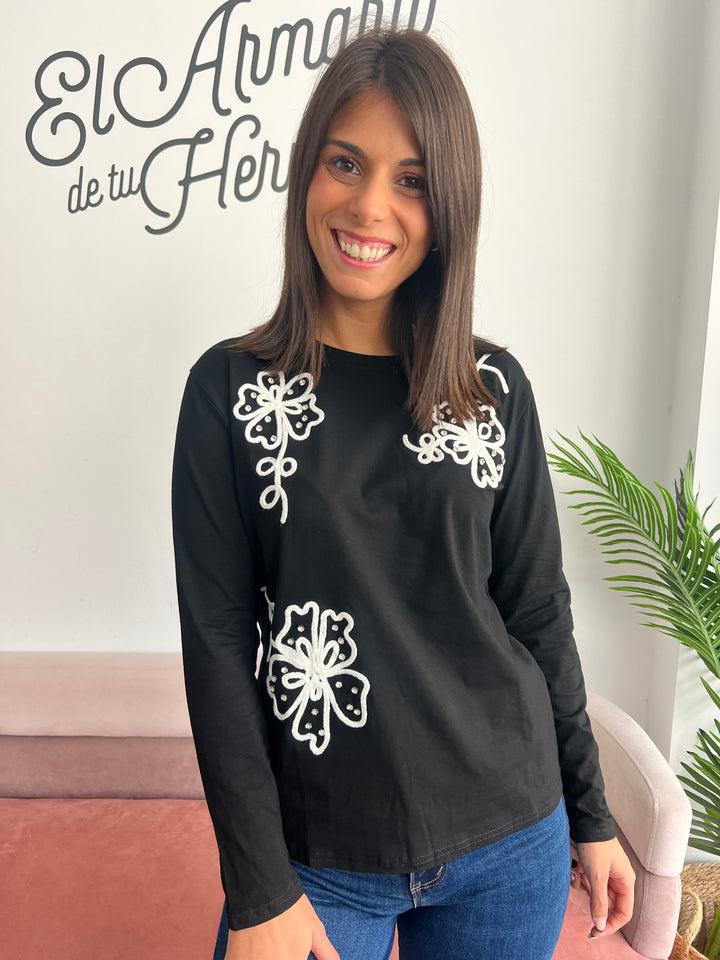 Camiseta Irene negro