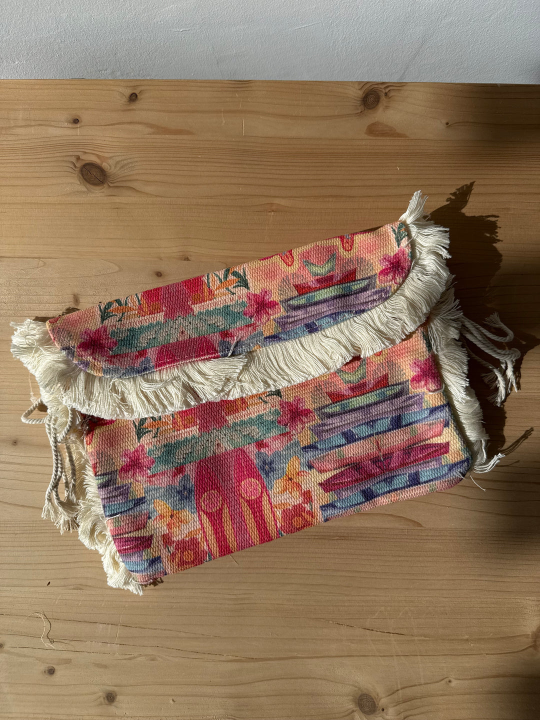 Bolso flecos barcas