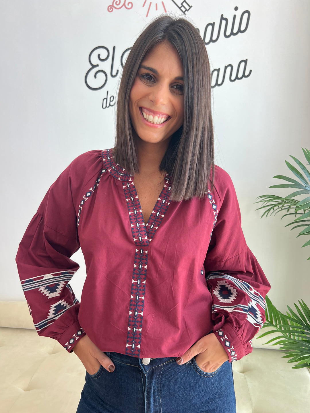 Blusa Nayala burdeos