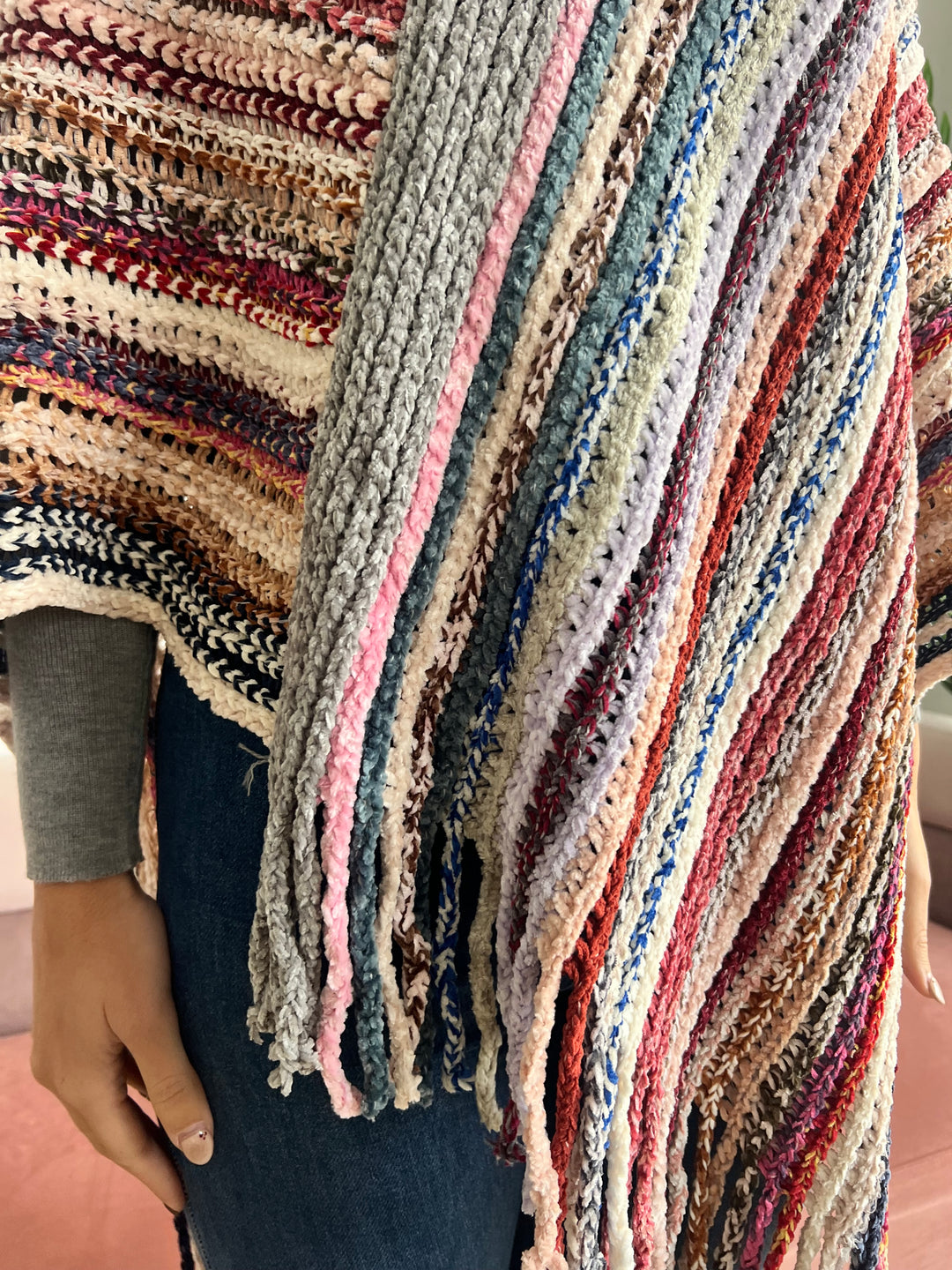 Poncho Ruth gris y rosa