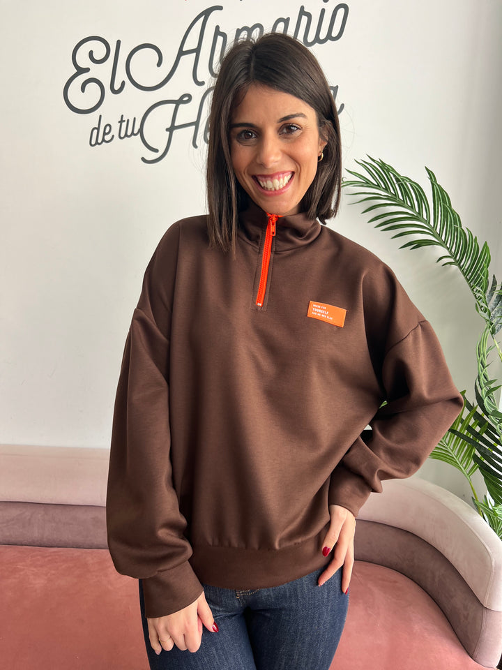 Sudadera Irene marrón