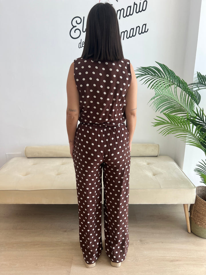 Conjunto Nazaret marrón