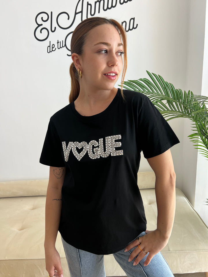 Camiseta Vogue negro