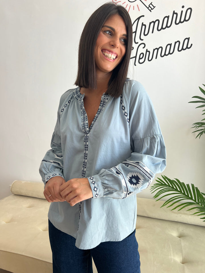 Blusa Nayala celeste