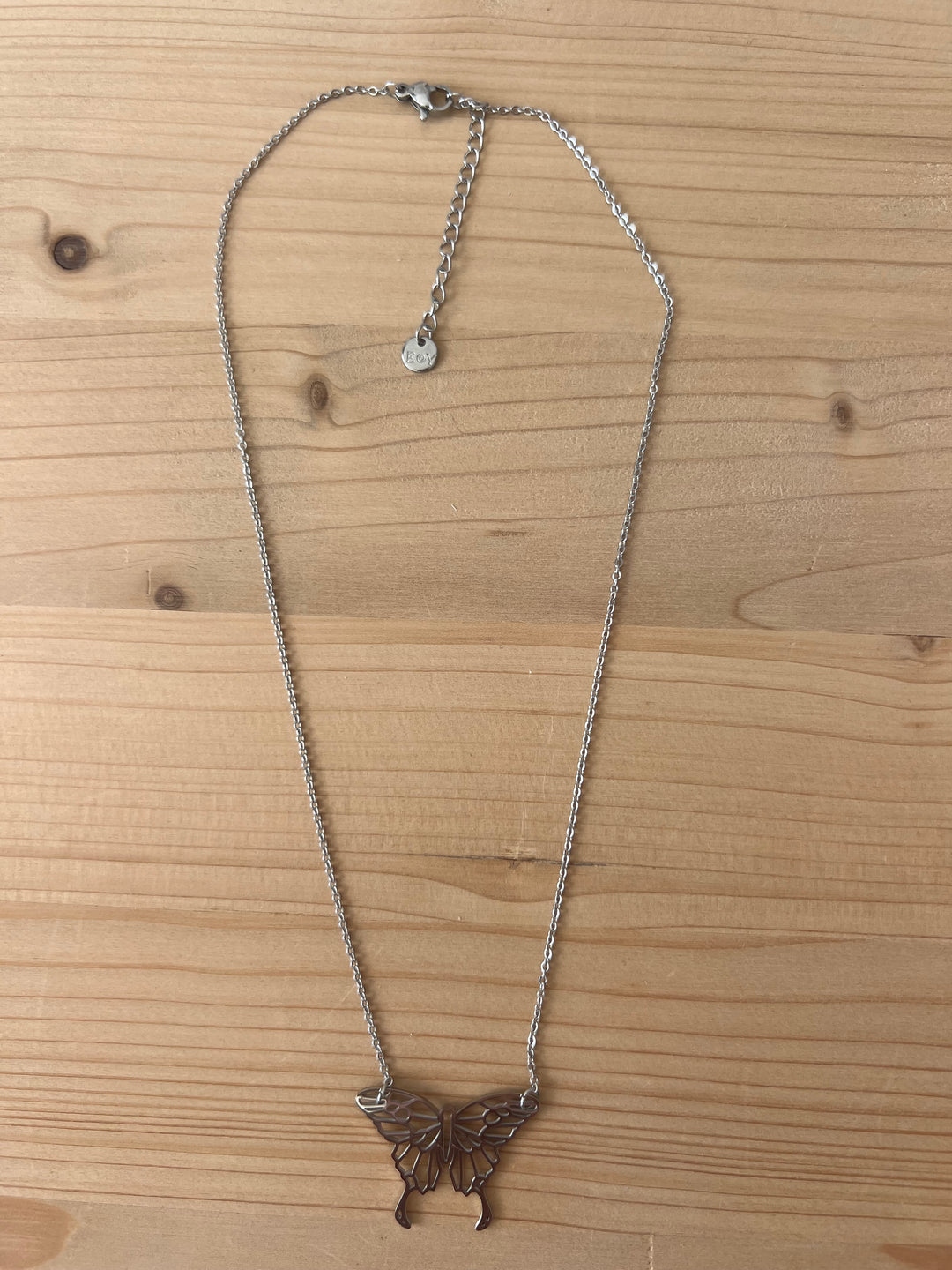Collar Mariposa (acero)