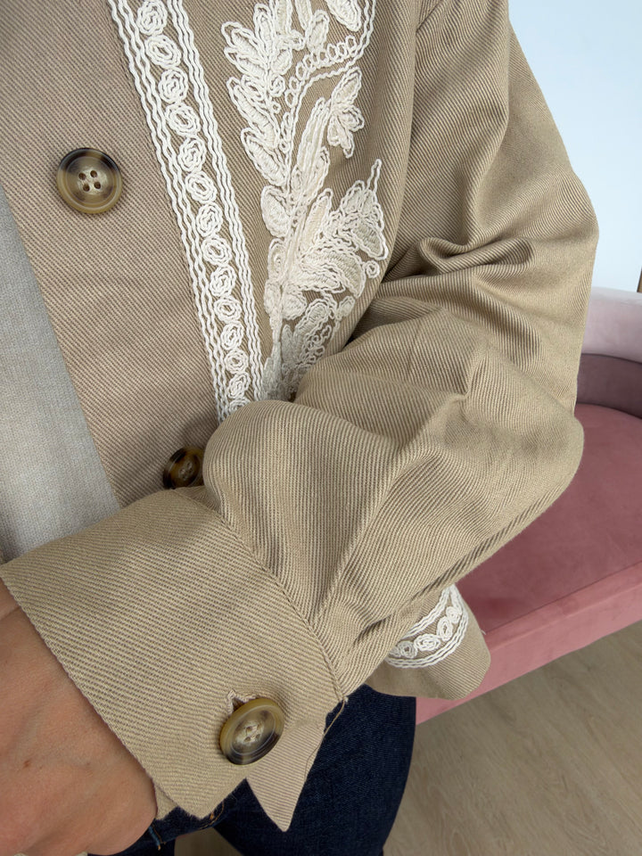 Chaqueta Roma beige