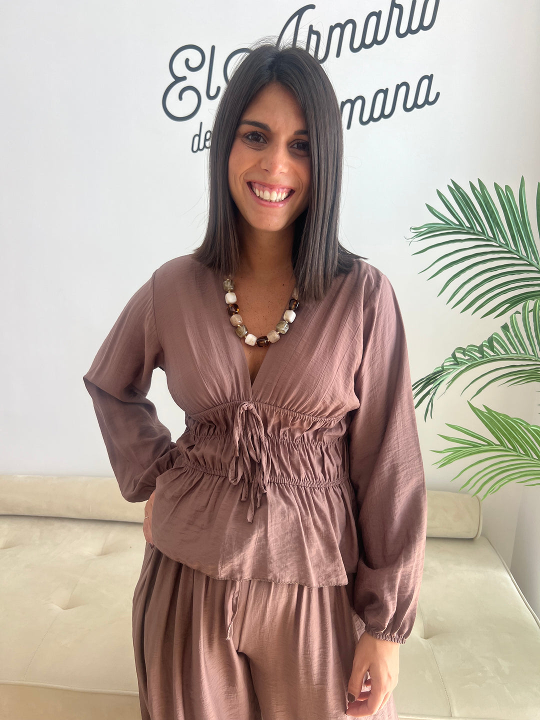 Blusa Malú caqui