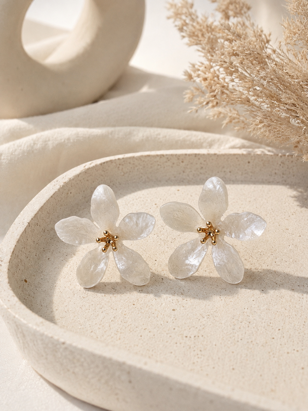 Pendientes Gia blanco(no acero)