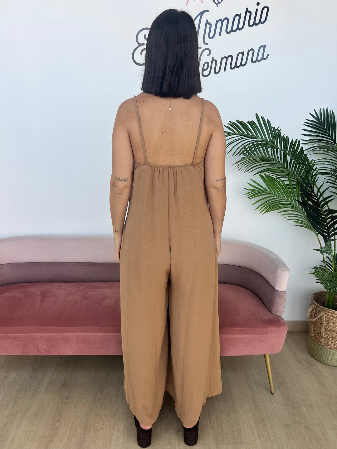 Mono Samira camel