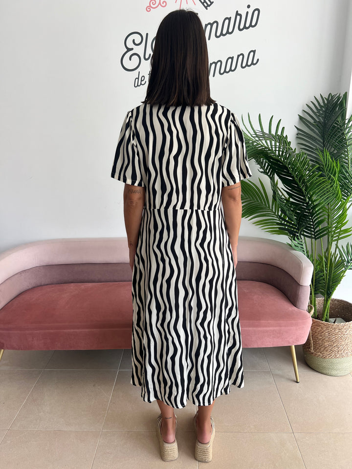 Vestido Puri beige bolsillos