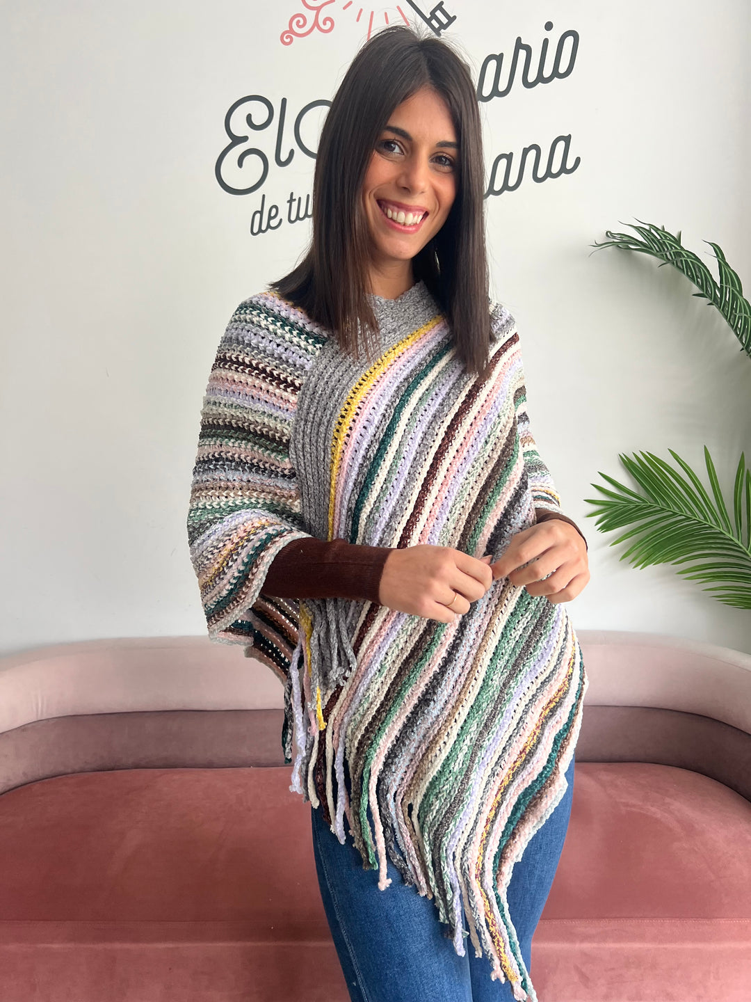 Poncho Ruth gris y amarillo