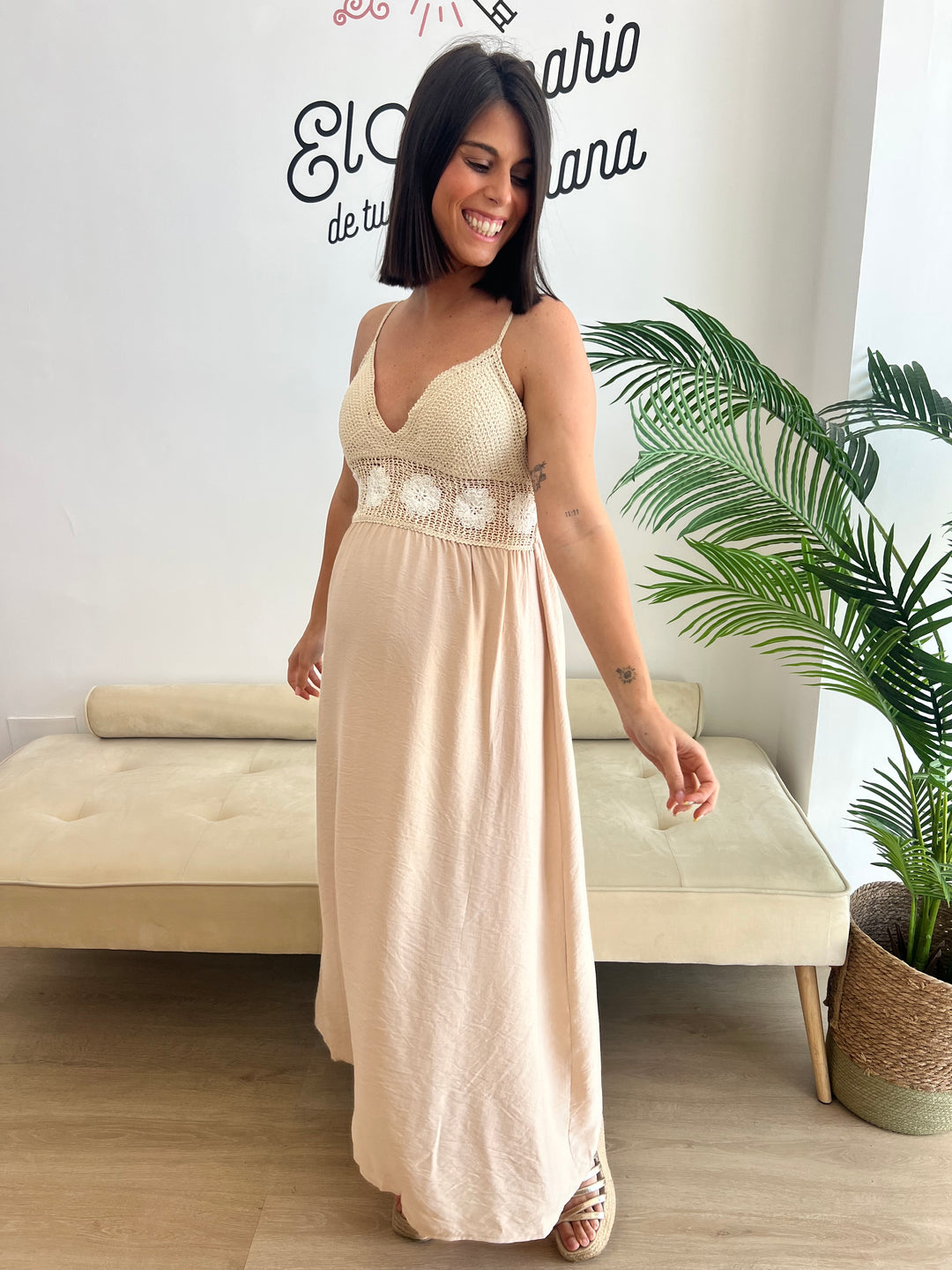 Vestido Flor beige