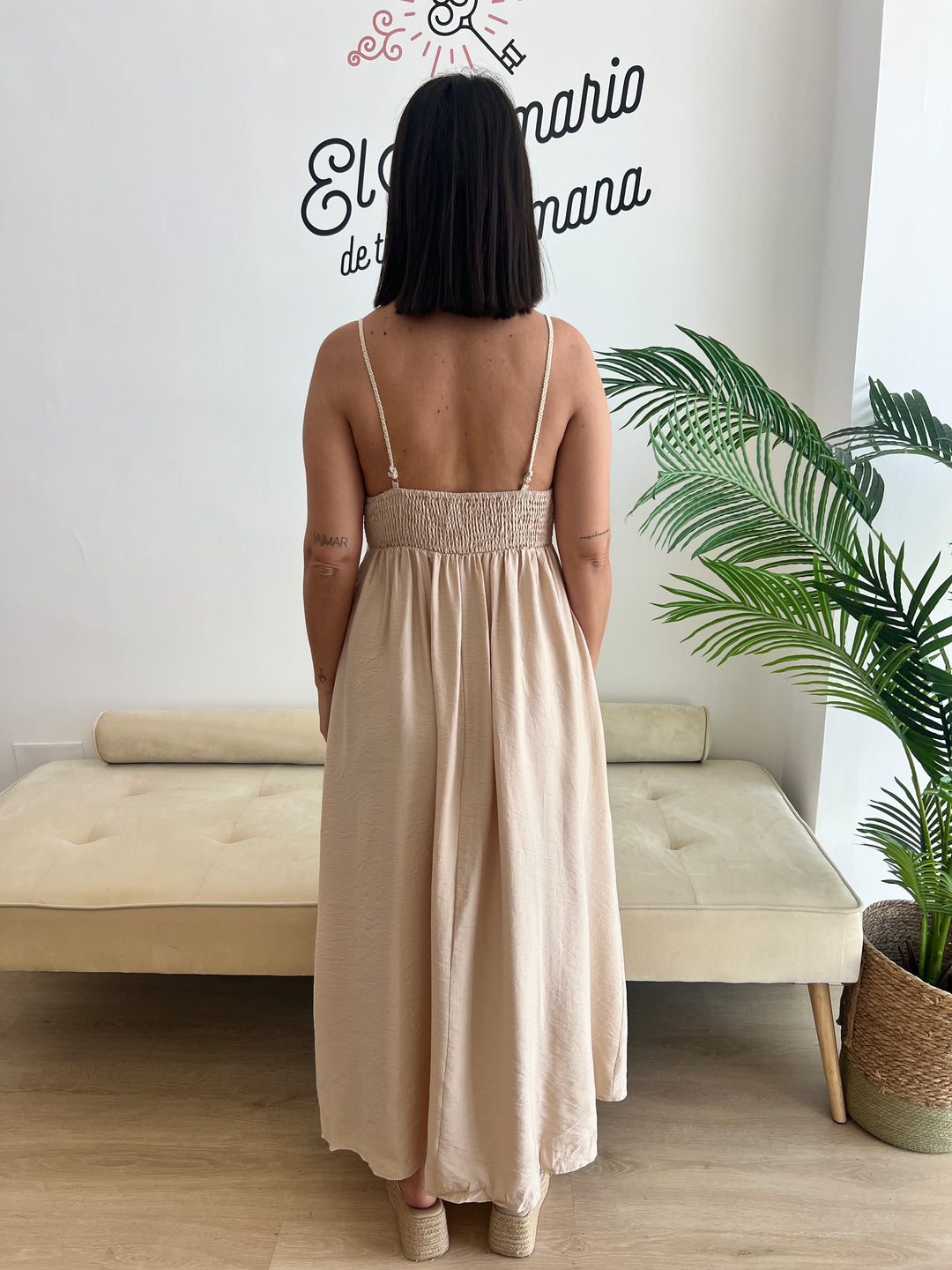 Vestido Flor beige