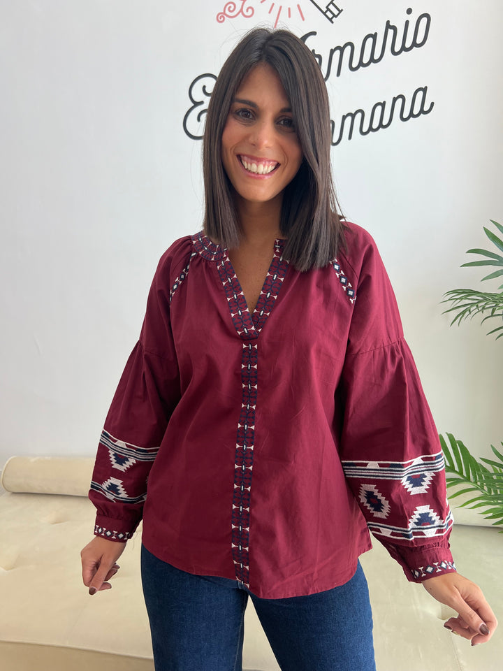 Blusa Nayala burdeos