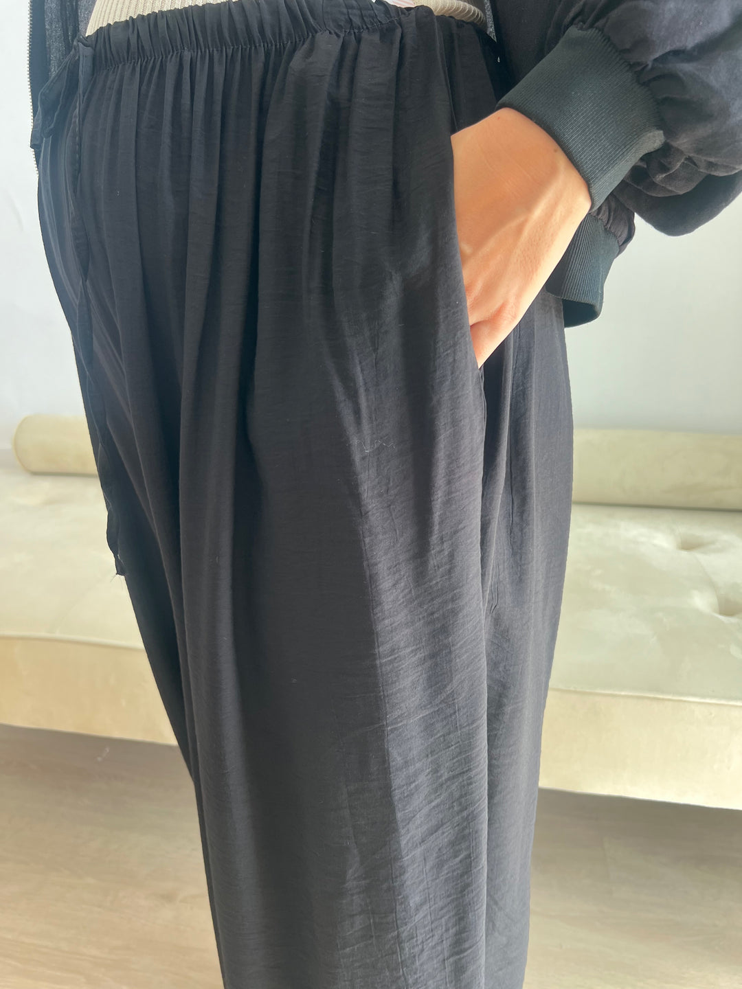 Pantalón Malú negro