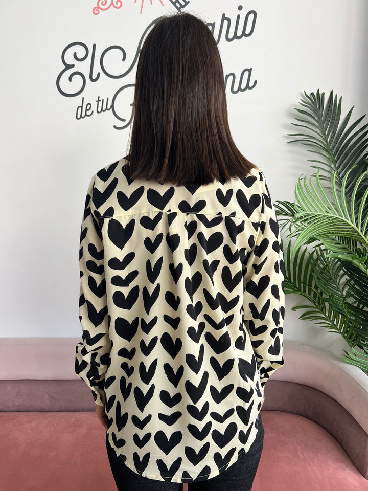 Camisa Corazones