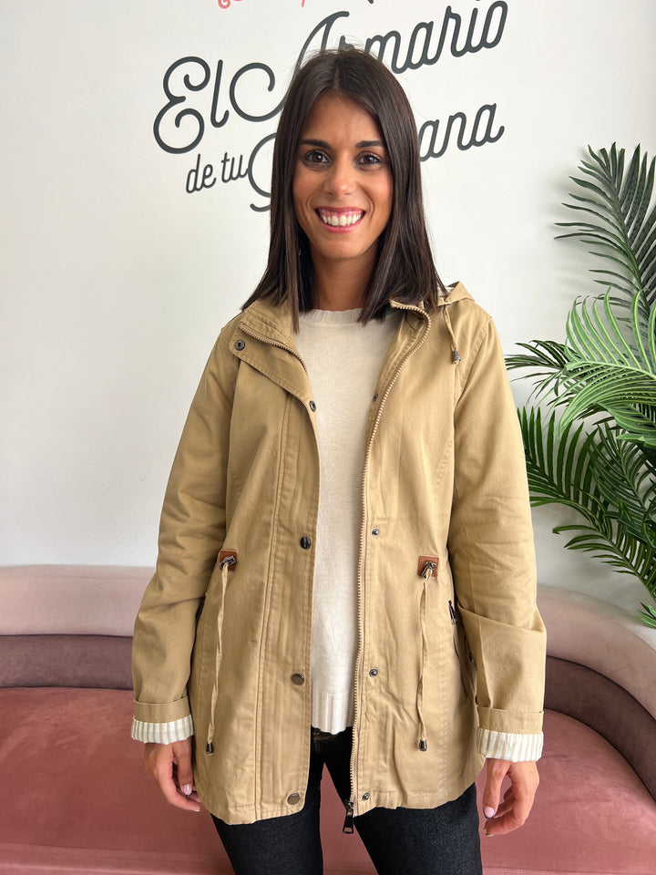 Chaqueta Victoria camel