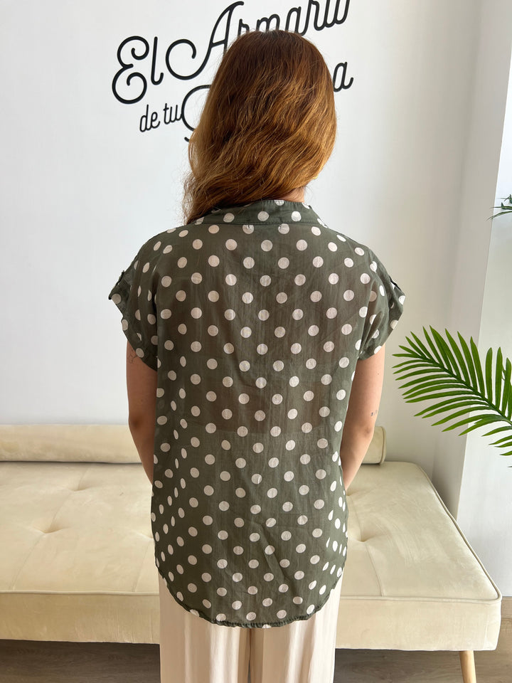 Blusa Lunares bolsillo verde militar