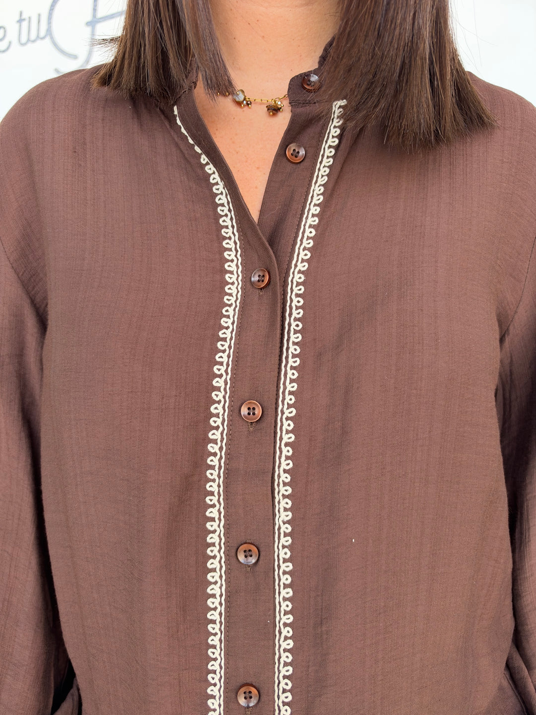 Camisa Violeta marrón