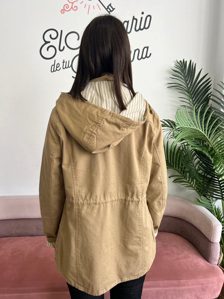 Chaqueta Victoria camel