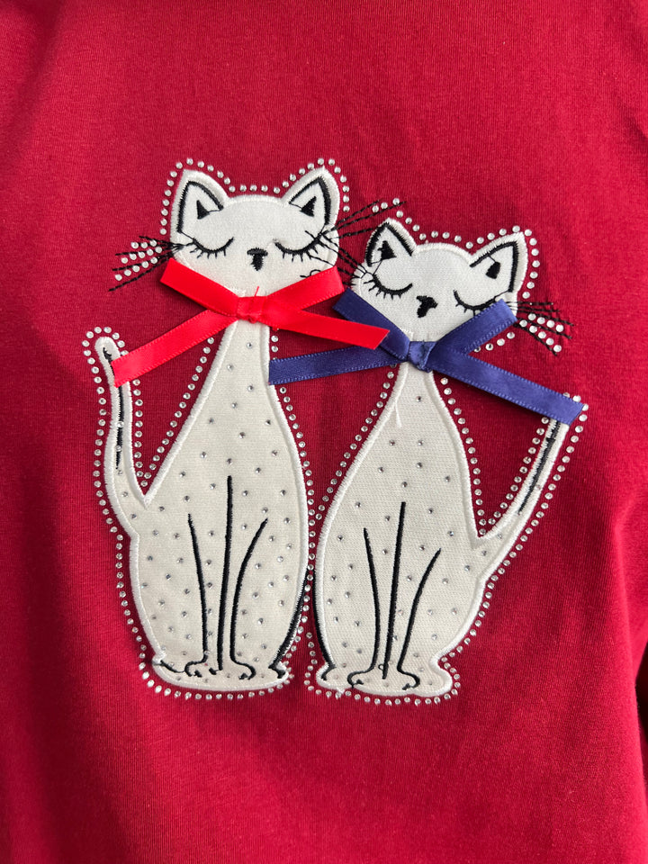 Camiseta Cats burdeos