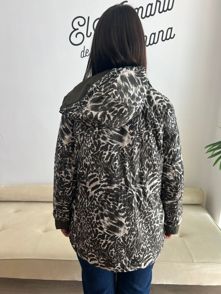 Chaqueta Reversible Leopardo verde militar