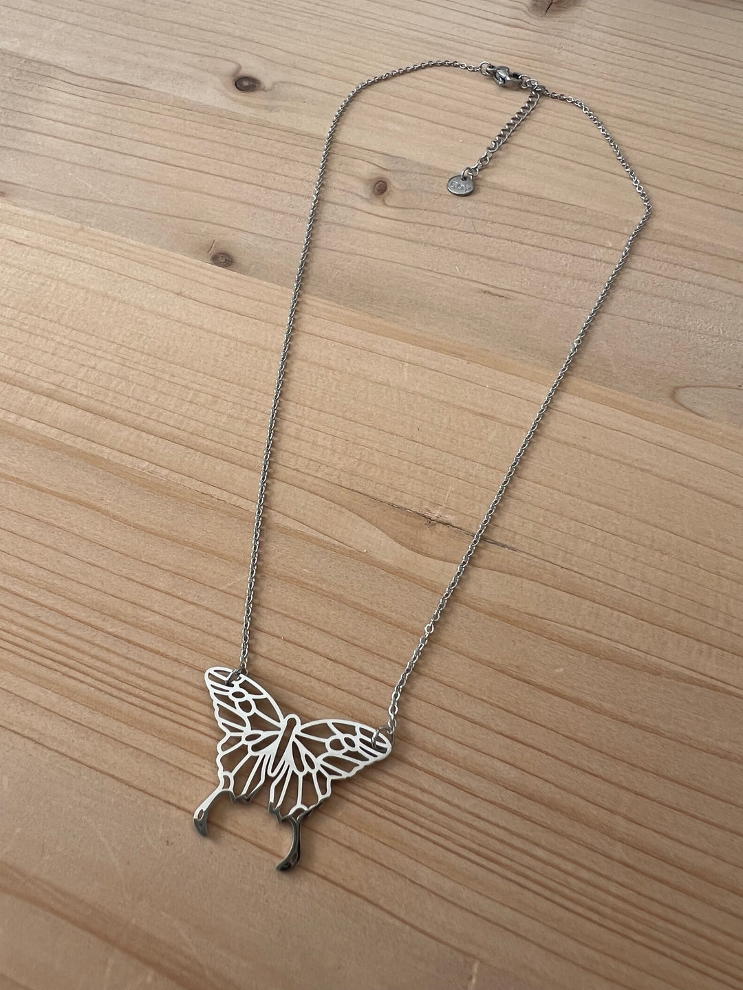 Collar Mariposa (acero)