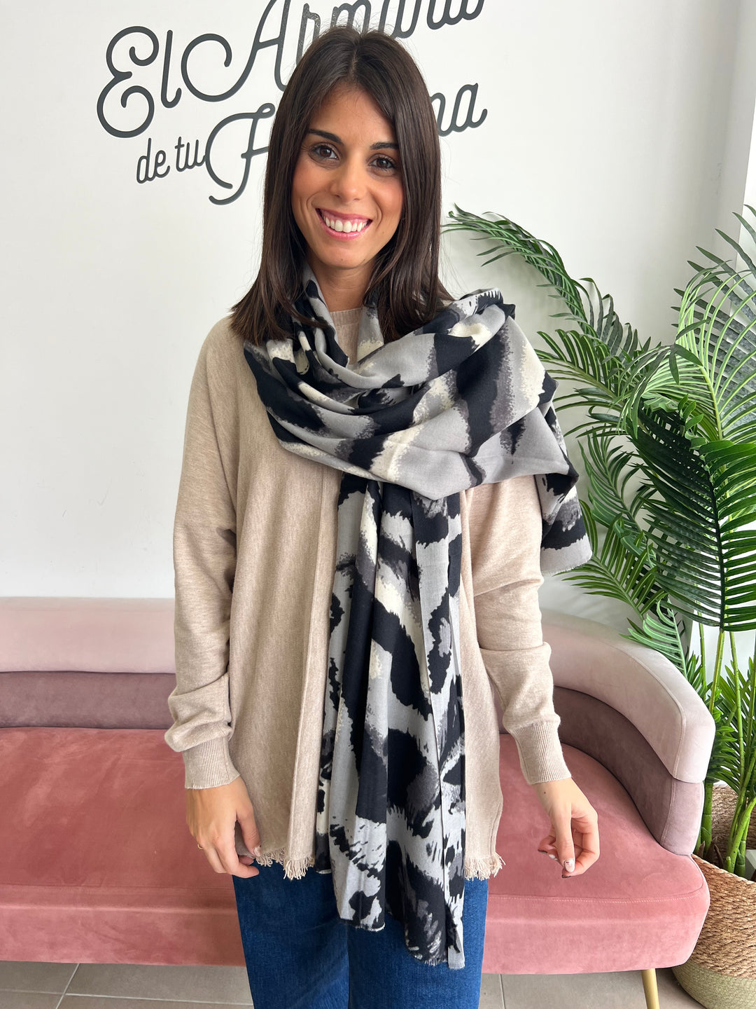 Bufanda Yolanda gris