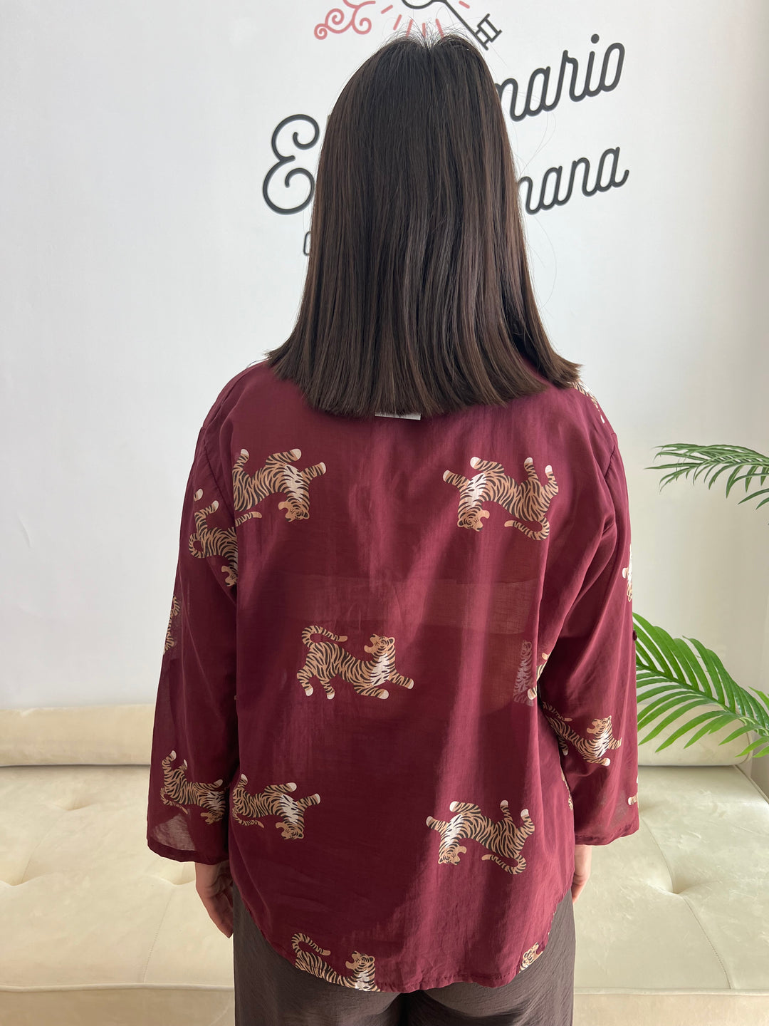 Camisa Tigre burdeos