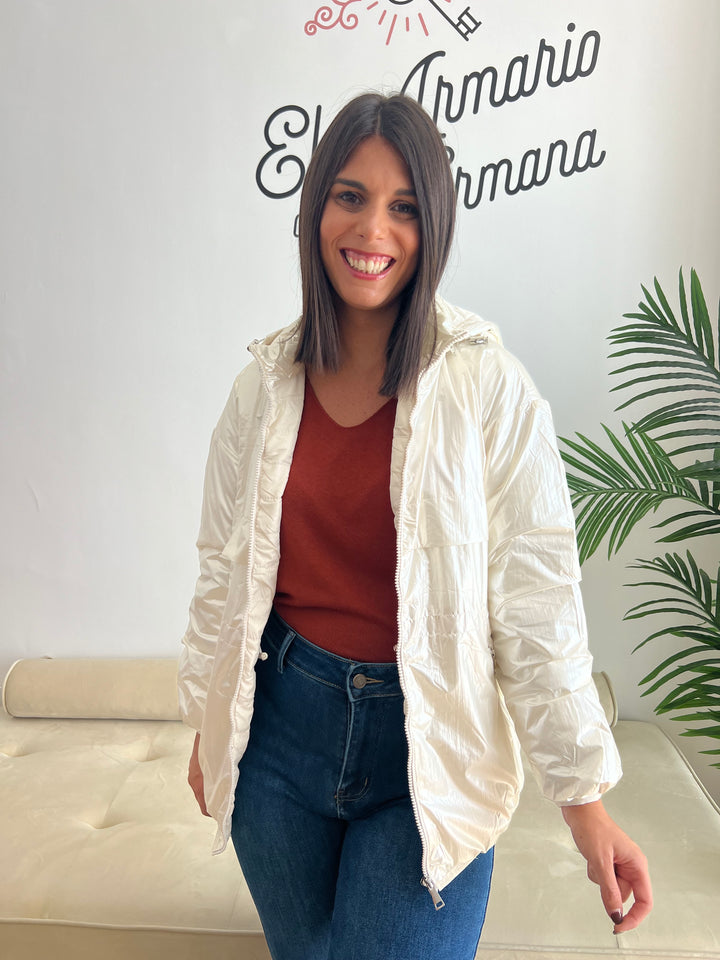 Abrigo Lucía perla